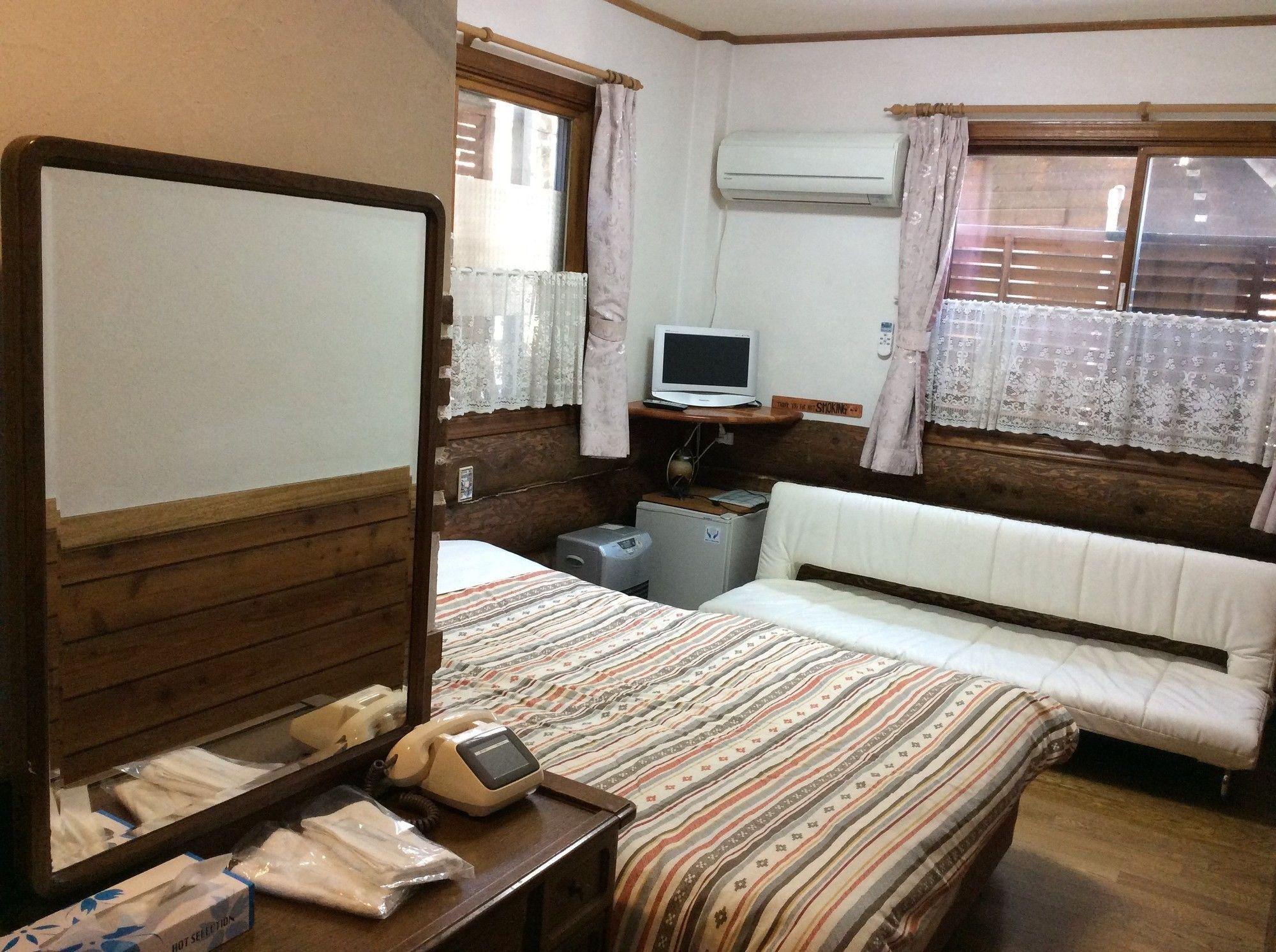 Pension And Log Cottage Hoshinoko Karuizawa Exterior photo